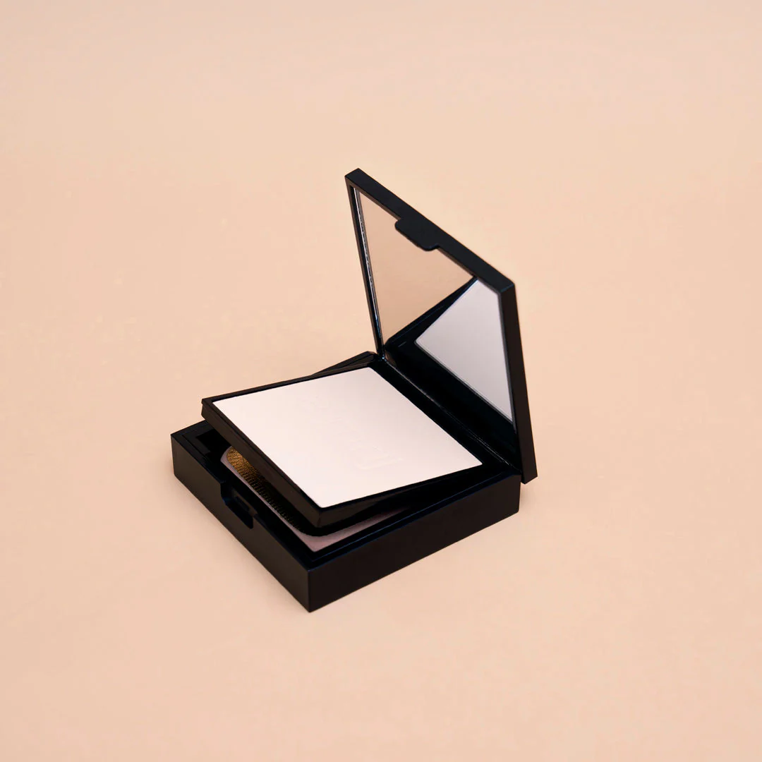 Amrij Cosmetics Ultimate Pro Wet And Dry Compact Powder - Image 7
