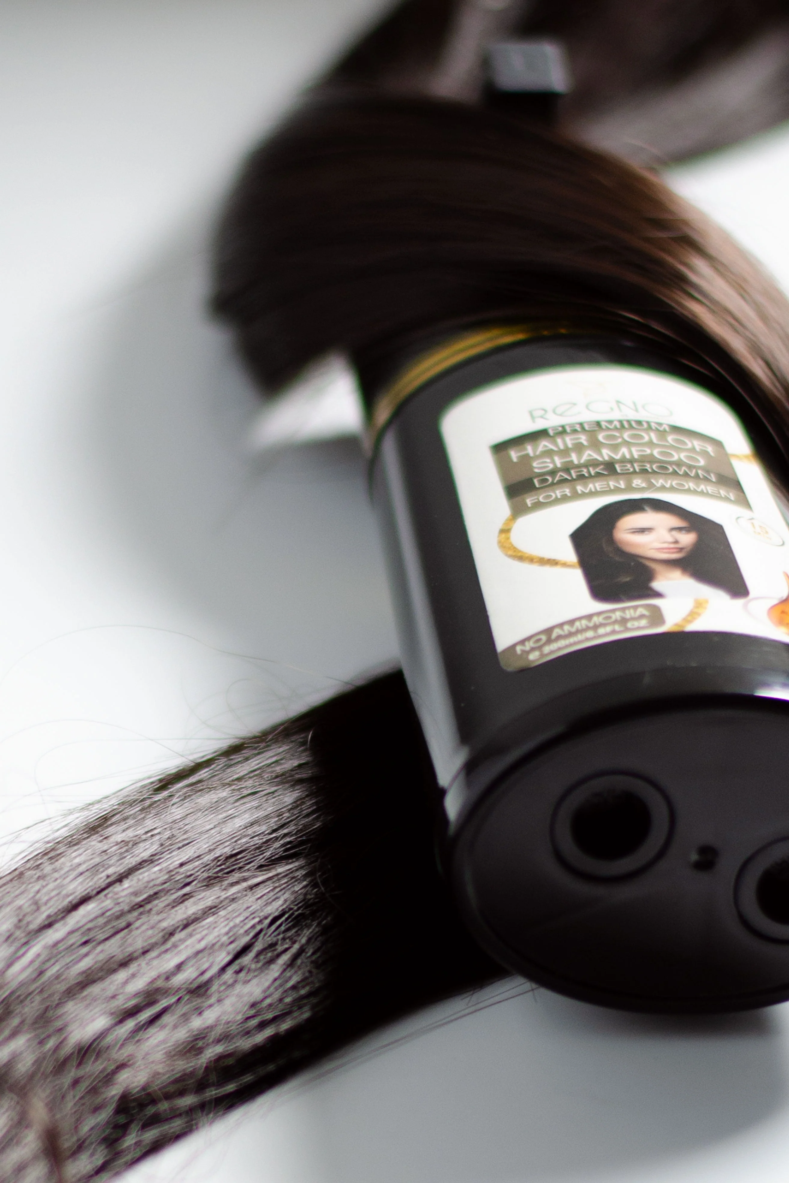 Yardlie Hair Color Shampoo | Premium Dark Brown | Regno | +-200ml | - Image 3